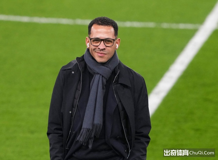 哈兰德浪漫,圣诞与爱侣,同庆佳节,Tcg天成彩票,彩票预测,彩票平台,在线购彩,彩票服务