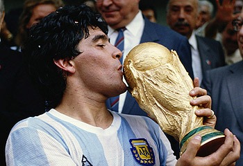 尤文逆转热,那亚,罗马连胜势,Tcg天成彩票,彩票预测,彩票平台,在线购彩,彩票服务