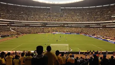 比利时小组赛遭摩洛哥逆转，替补球员制胜，比利时晋级之路充满挑战。